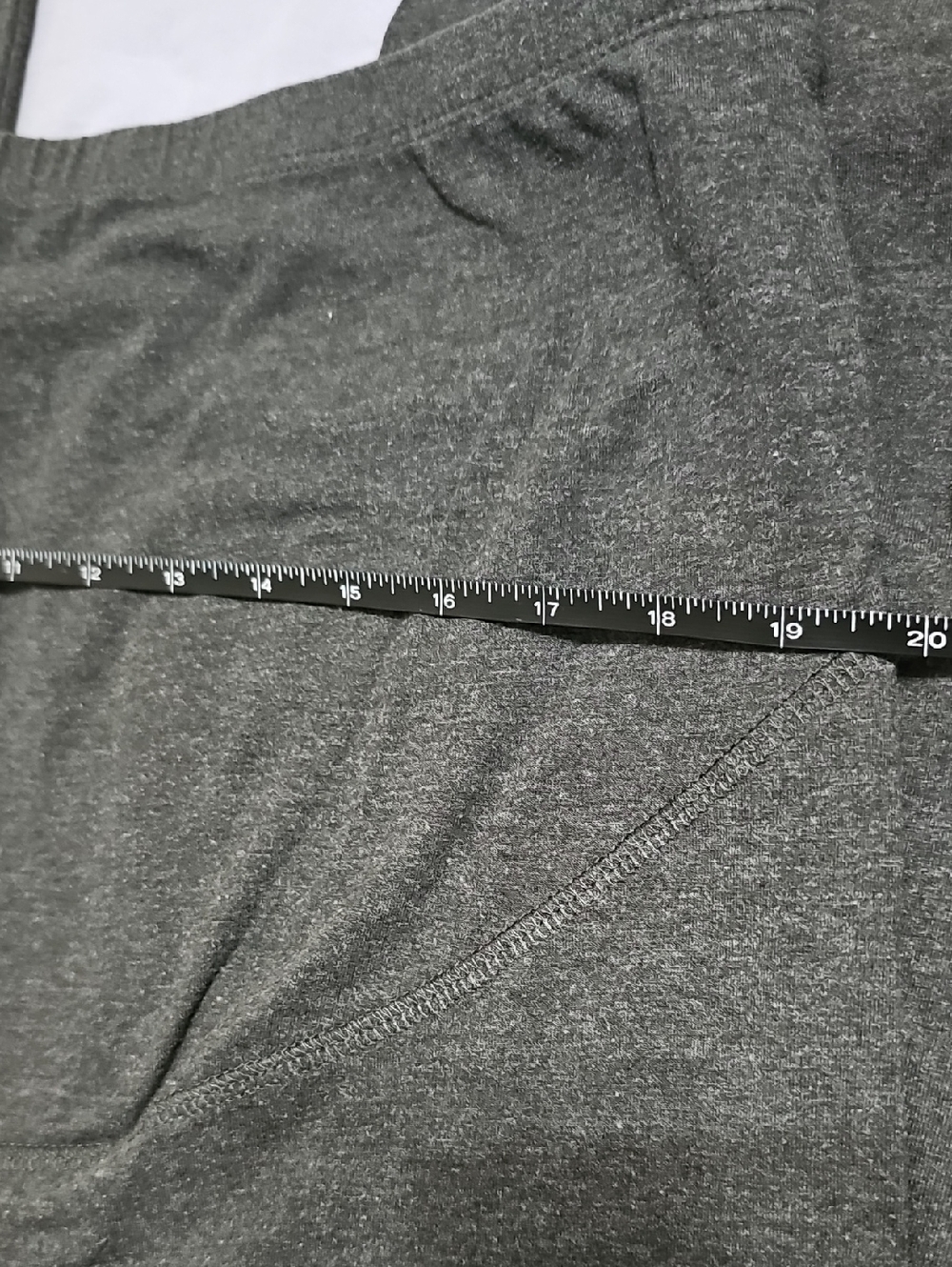 oh! mamma 2x Charcoal Maternity Capri Leggings - Picture 3 of 5